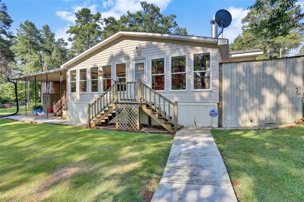 1110 Pine Lake Drive