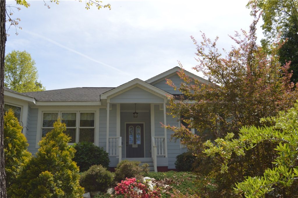 307 Shores Drive
