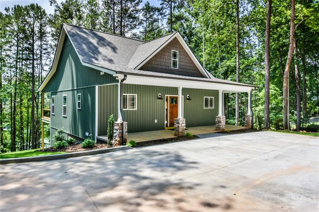 326 Harbor Drive
