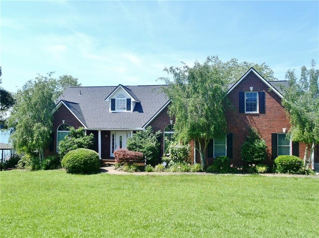 190 Walker Point