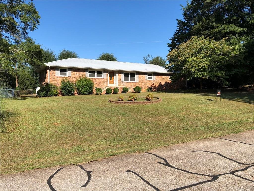 601 Greenview Drive