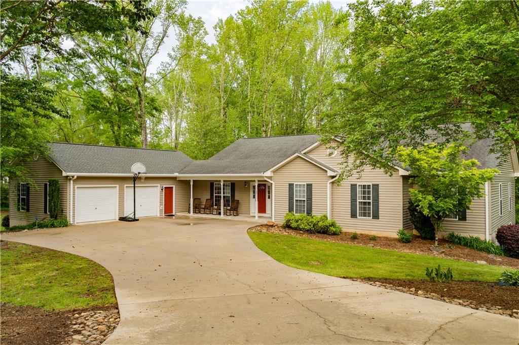 209 Sedgefield Drive