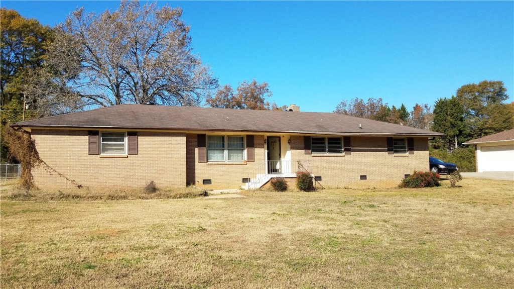 107 Green Forest Drive