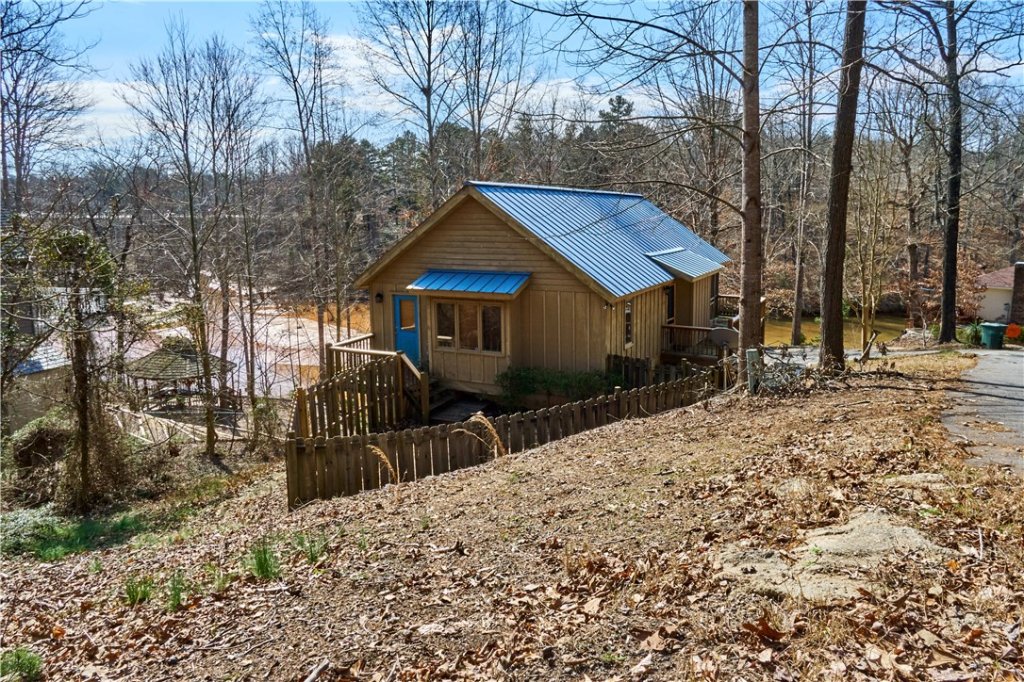 515 Inlet Drive Seneca