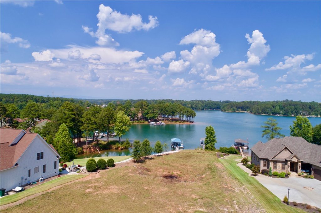 207 Oak Stone Drive