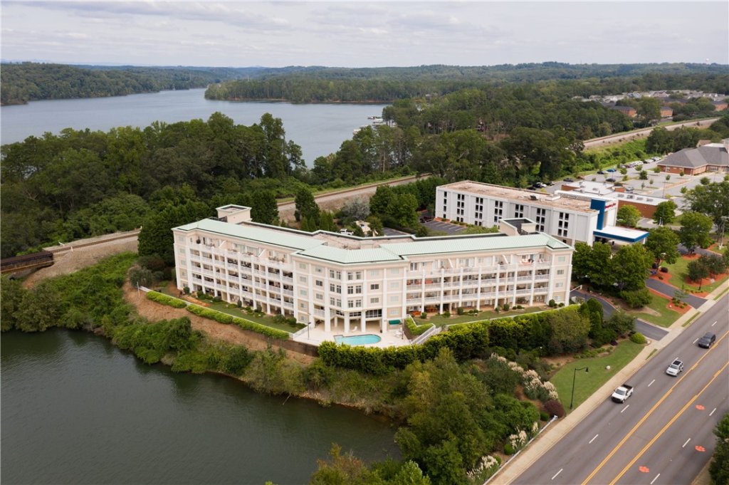 849 Tiger Blvd Highway 307