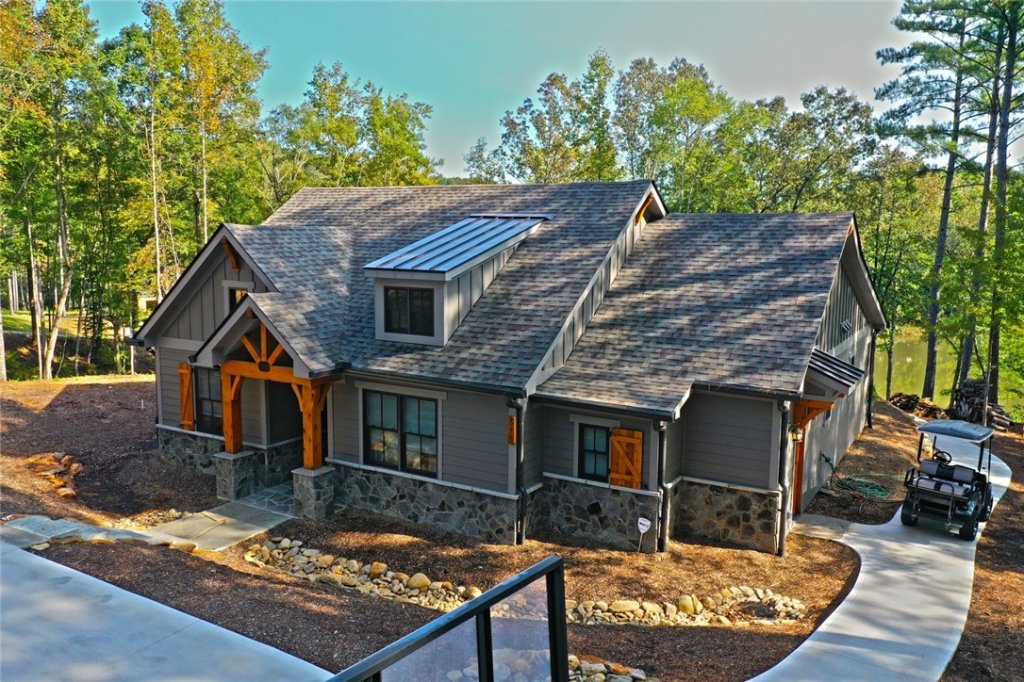 374 Hideaway Cove Drive