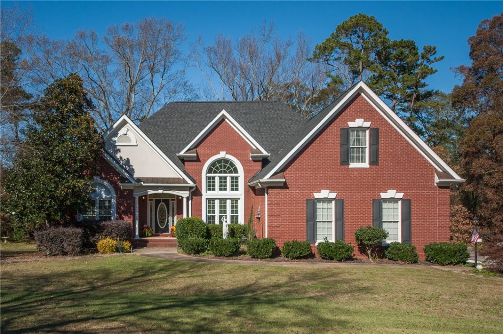 105 Winding Creek Road