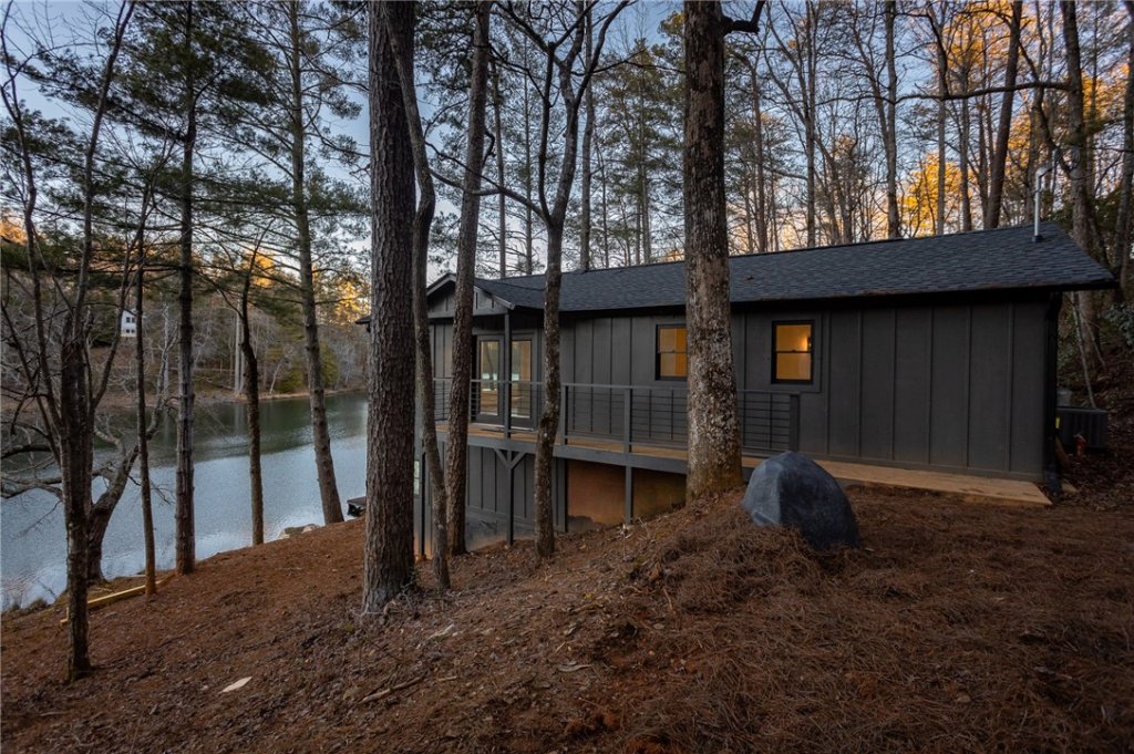 160 Lake Drive