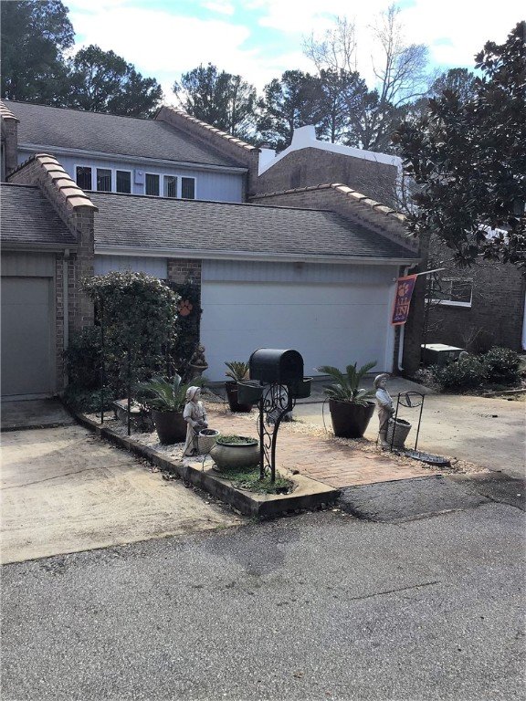 220 Holiday East Lane