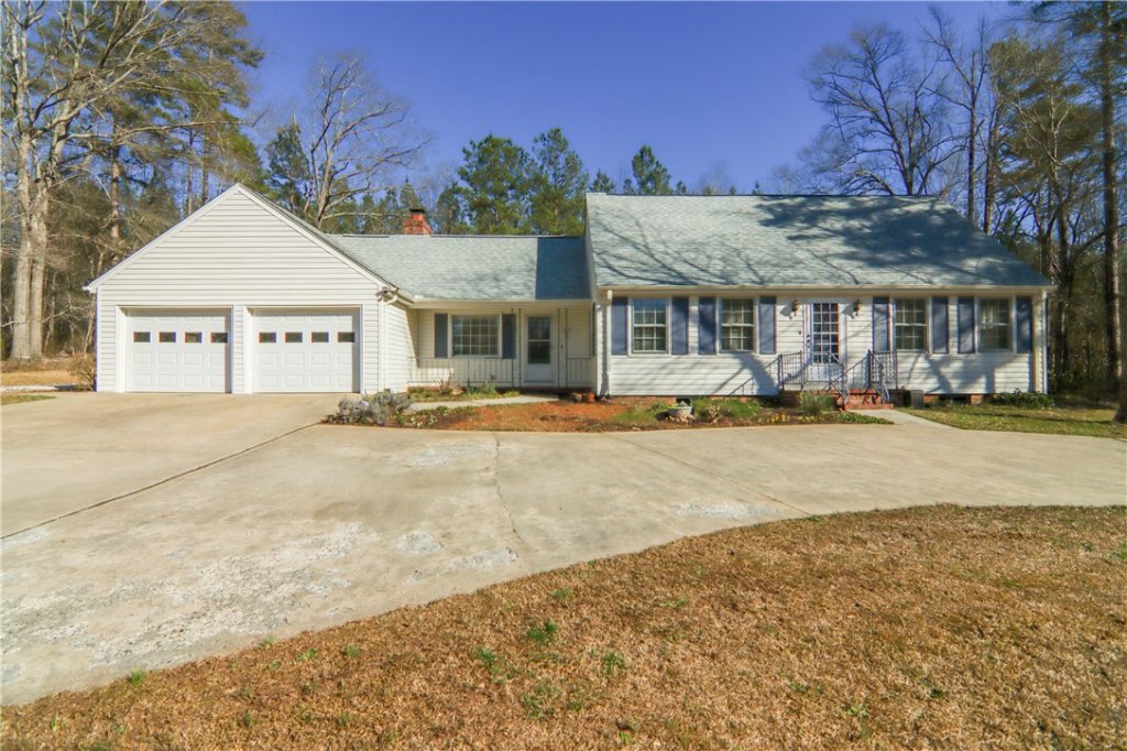 1562 Fort Hill Drive