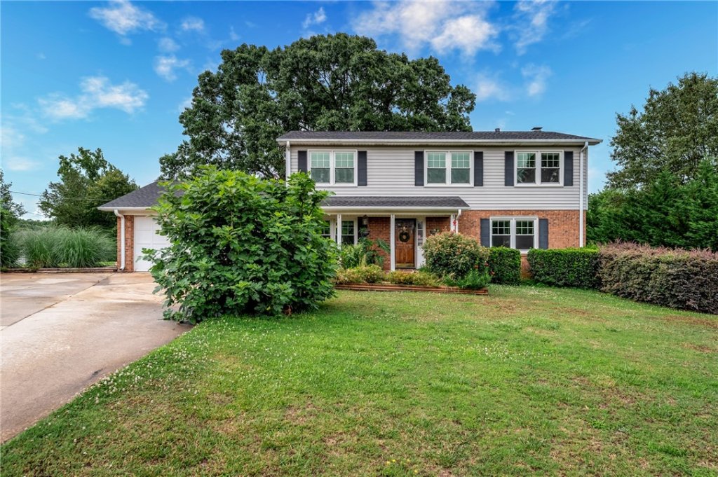 104 Forest Park Drive