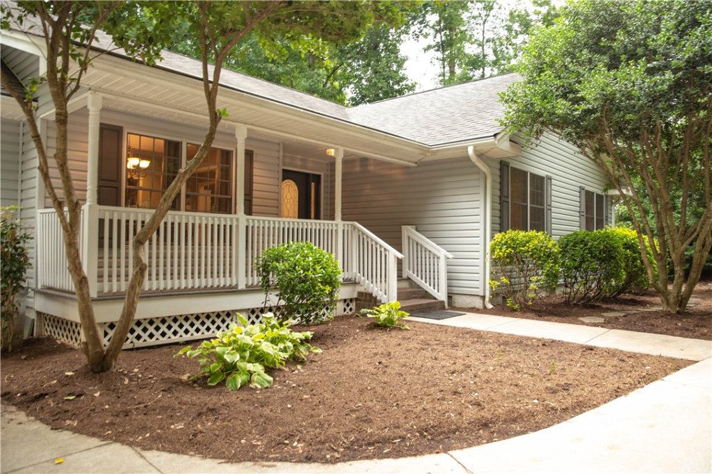 426 South Cove Road