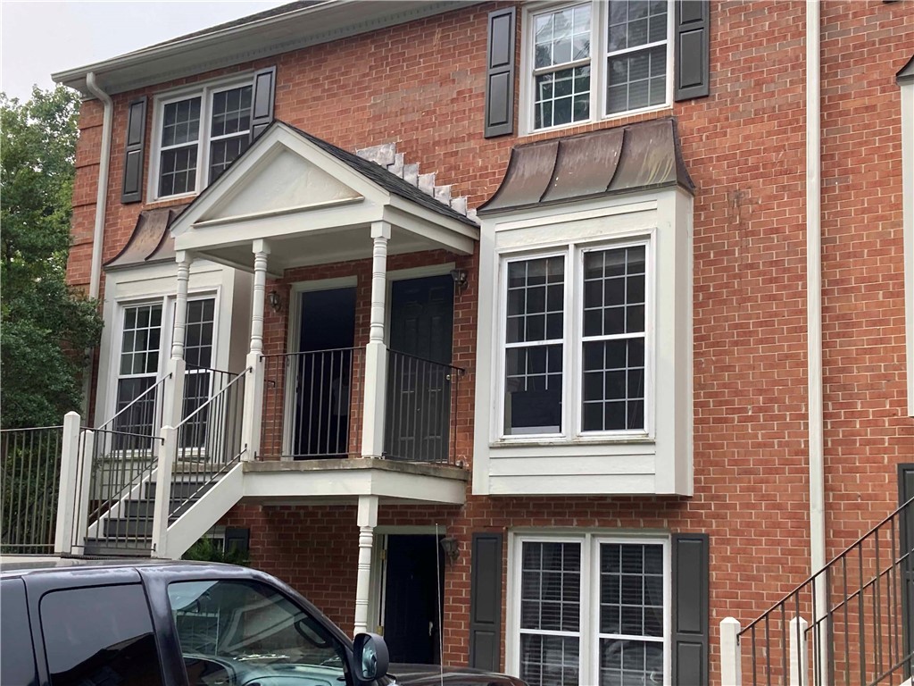 120 Daniel Drive #27