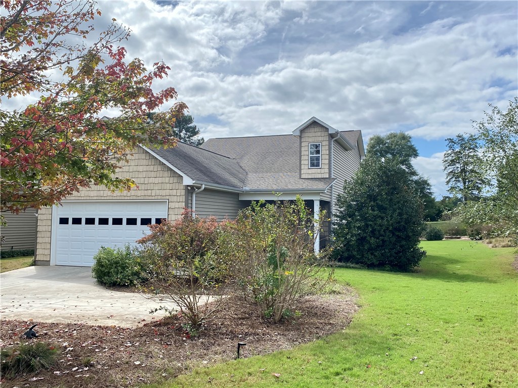 118 Harbour Springs Way