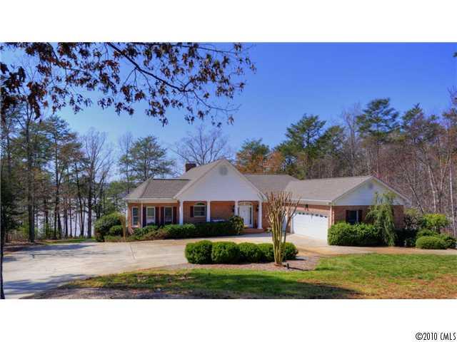 253 Whisper Lake Drive