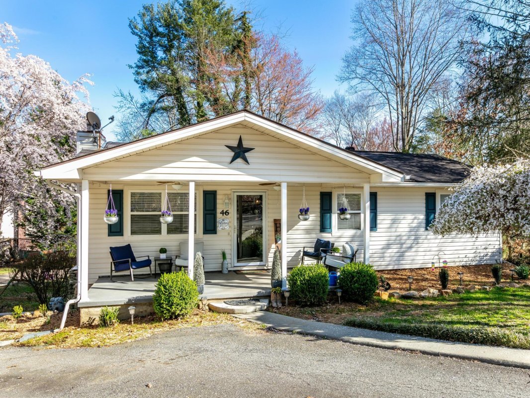 46 Springside Drive