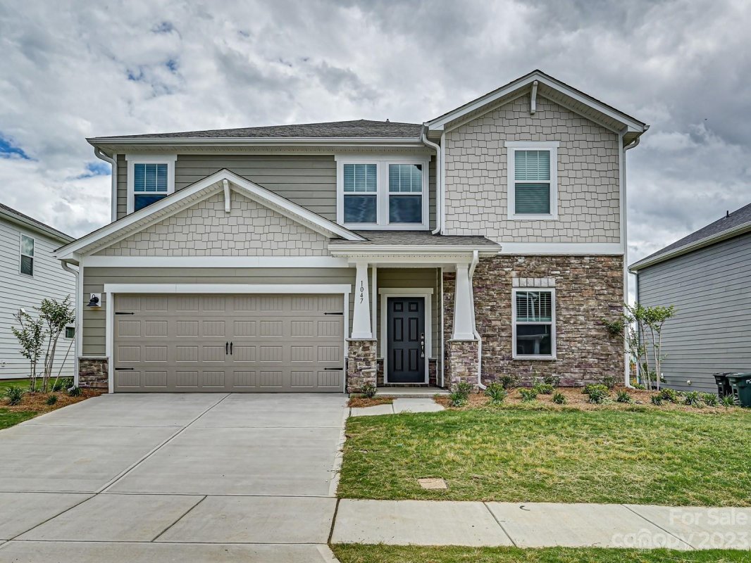 1047 Clementine Road