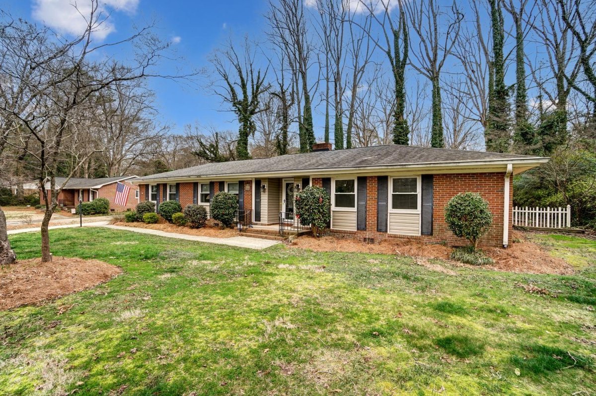 1666 Westbrook Circle