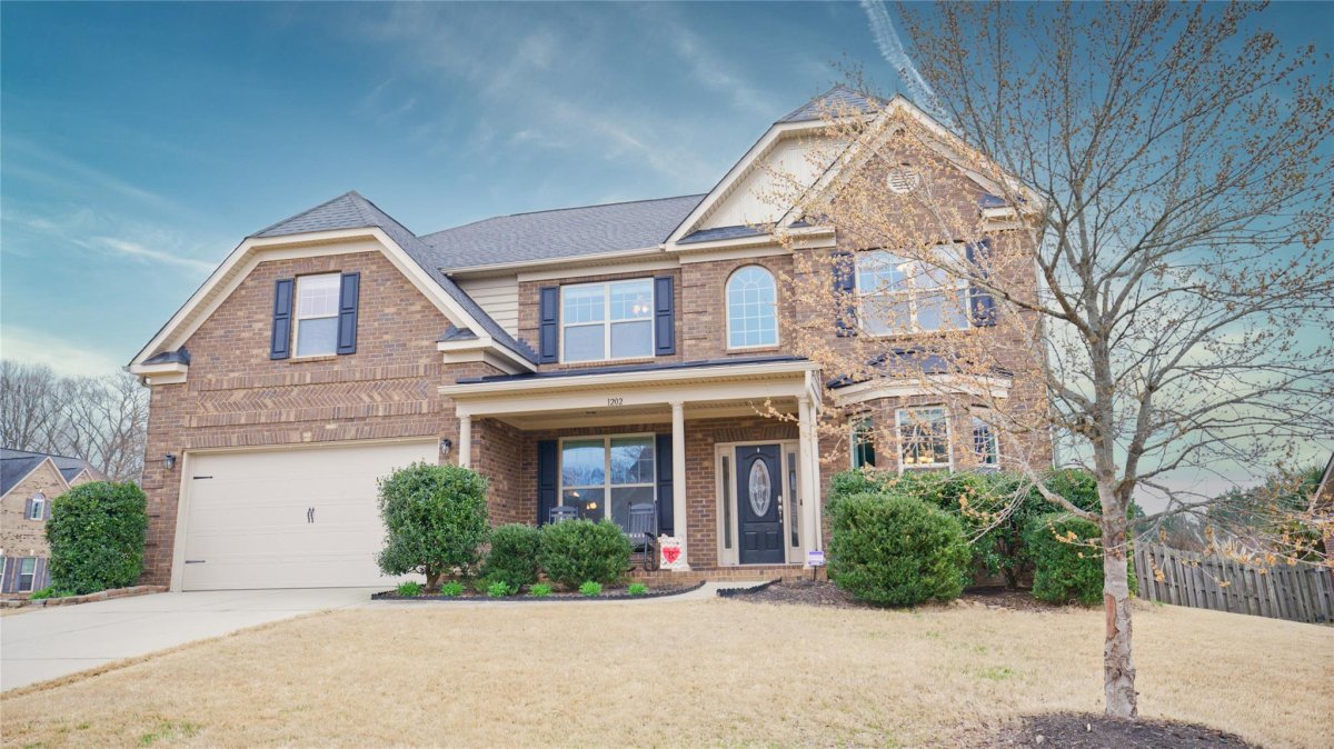 1202 Potomac Court