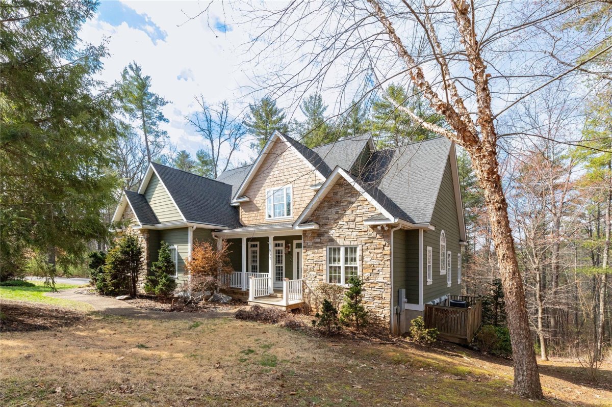 660 Settlers Trail