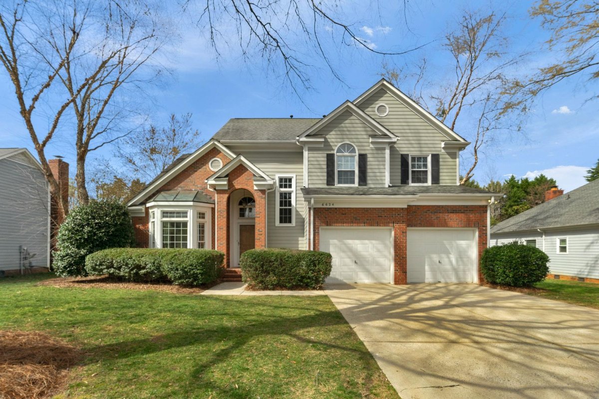6624 Lyndonville Drive