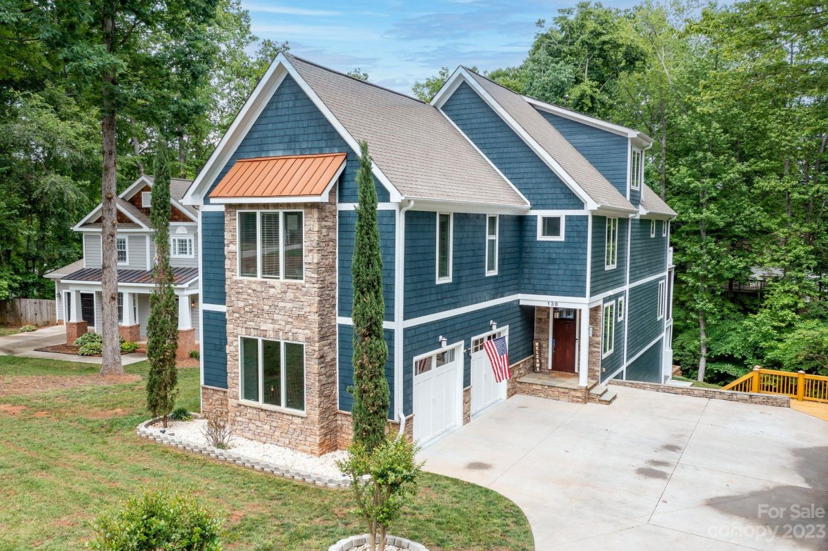 138 Lakeland Road