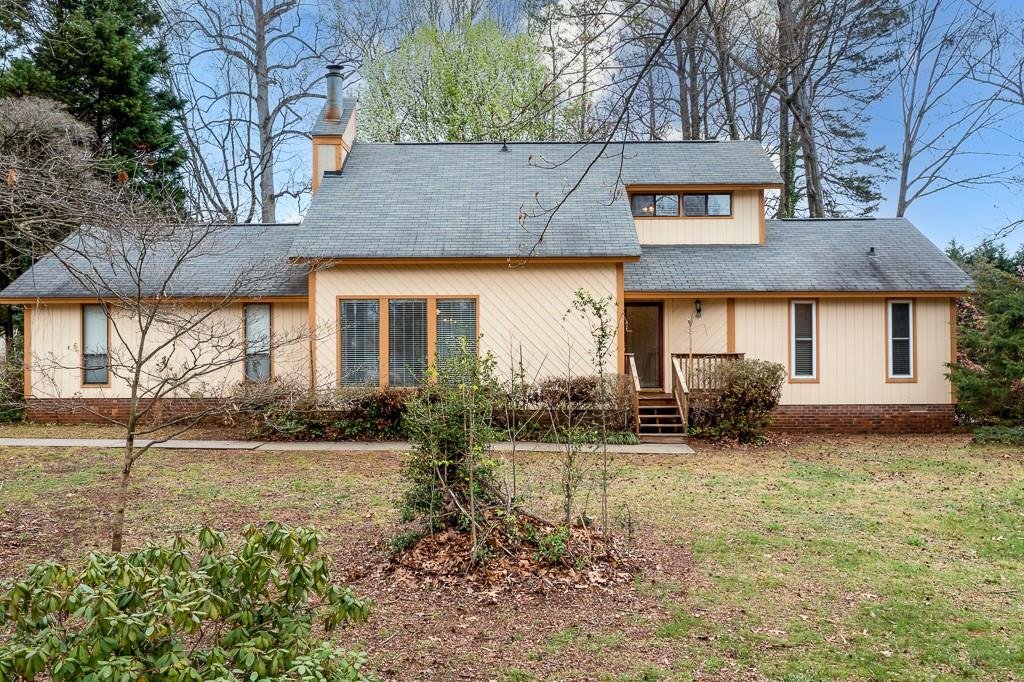 2131 Wildlife Road
