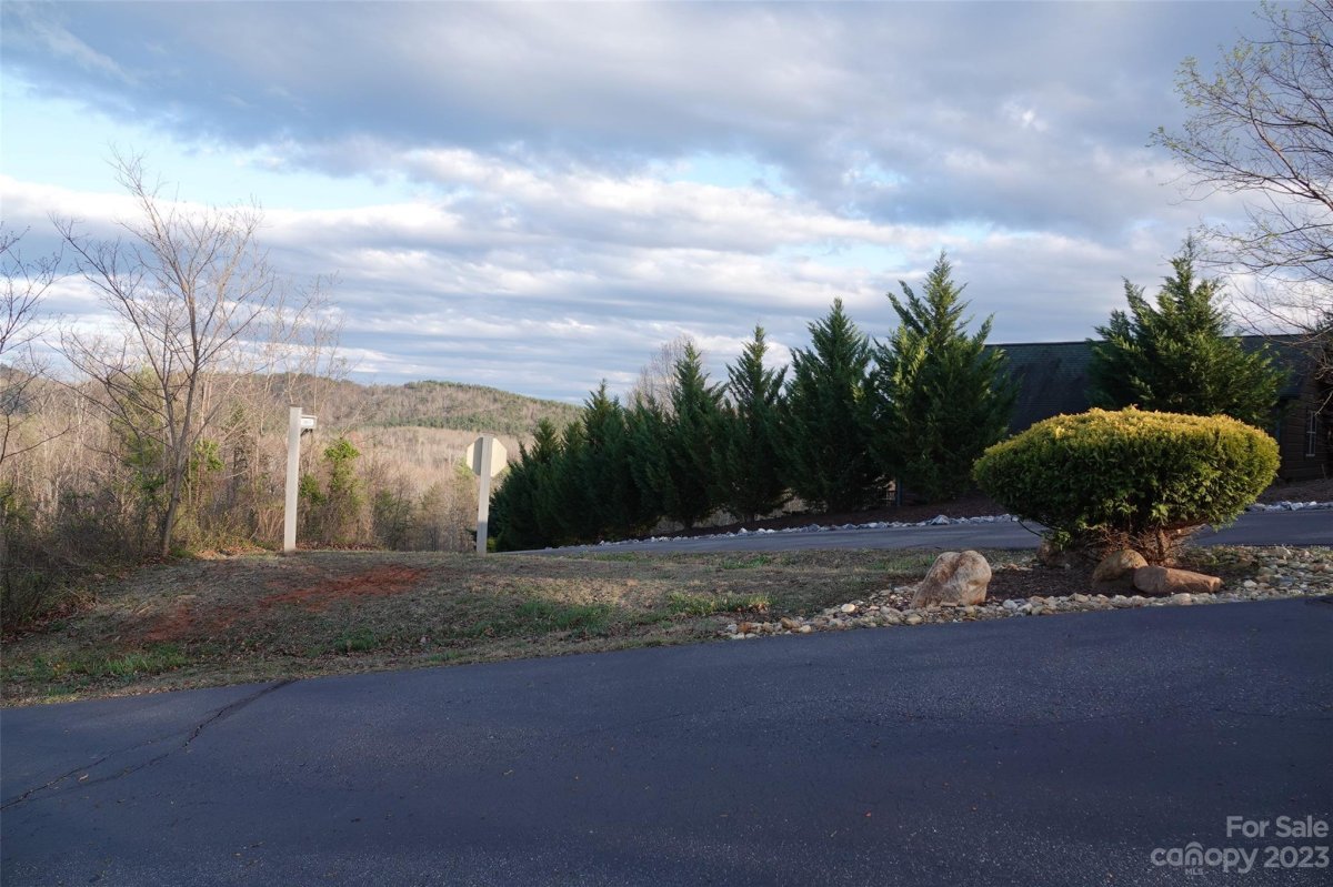 90 Tahawus Drive