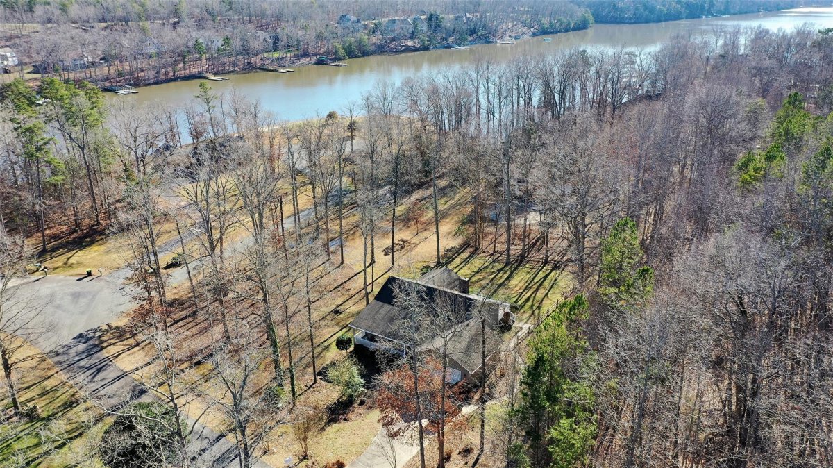 138 Roehm Landing