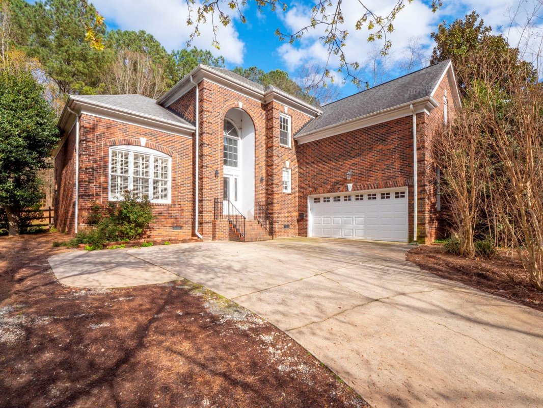 12222 Overlook Mountain Drive