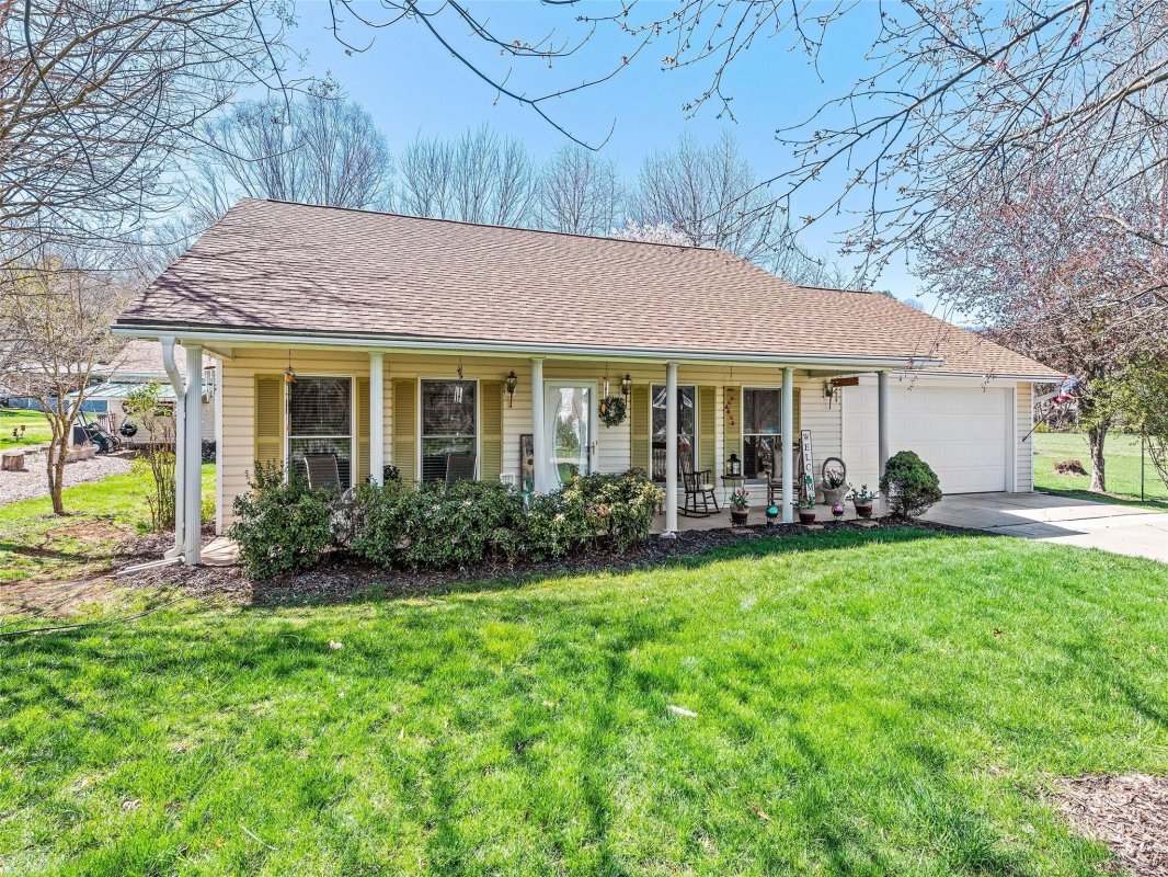 127 Garden Lane Way 64-B