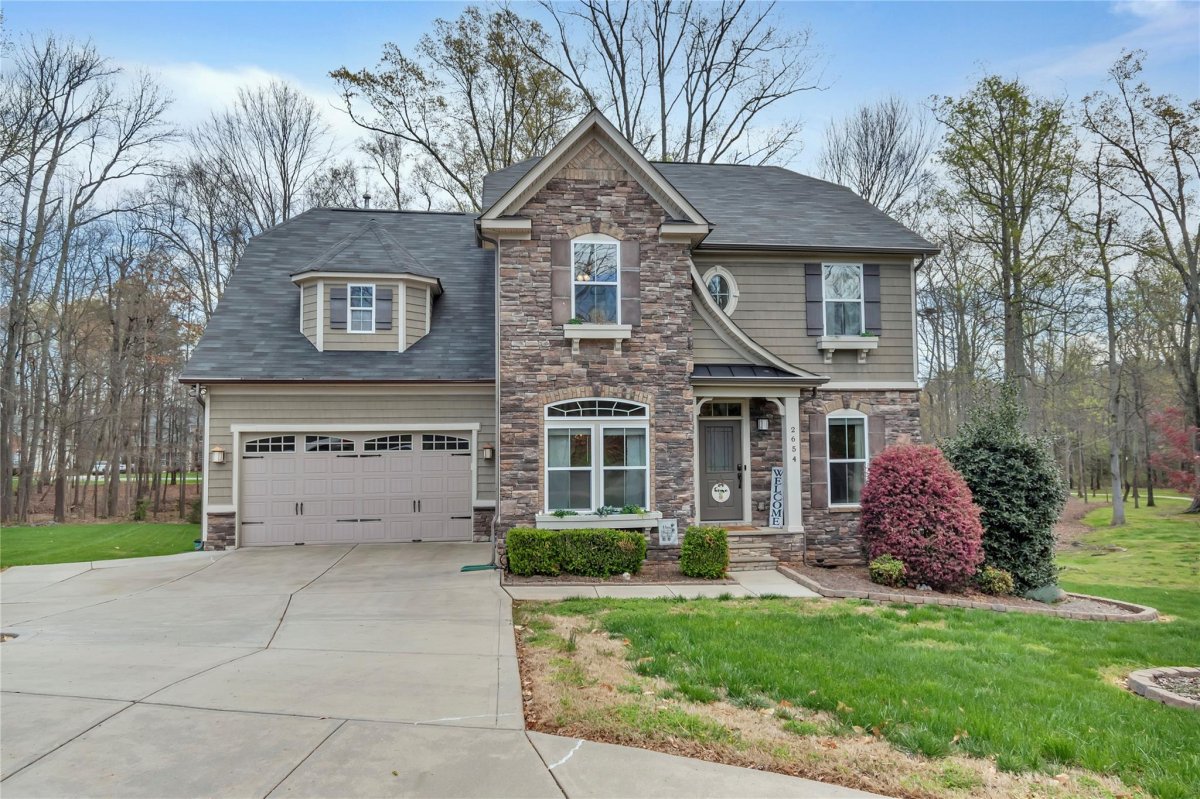 2654 Holly Oak Lane