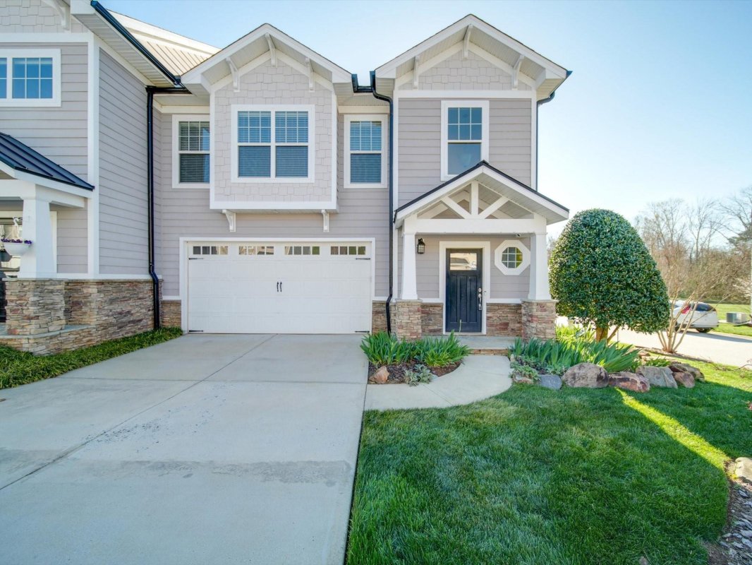375 Battery Circle
