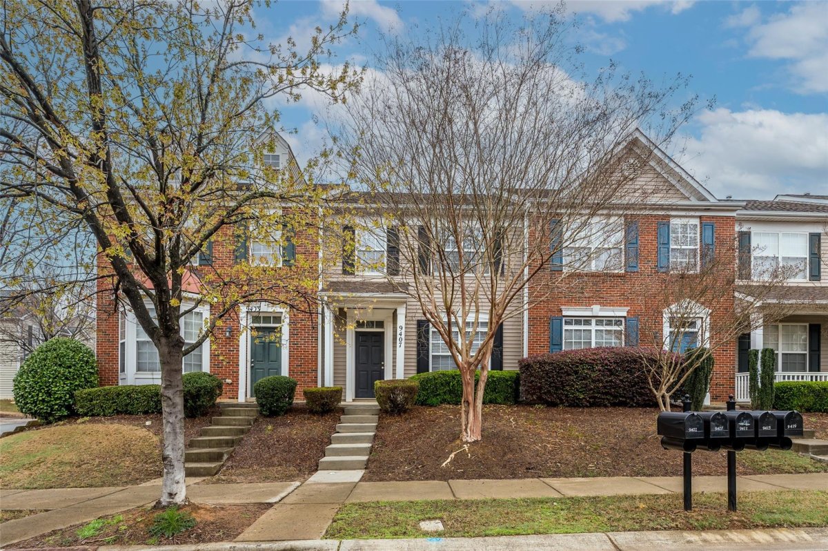 9407 Rosewood Meadow Lane