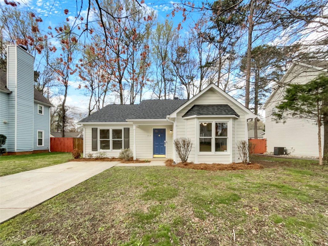 7514 Crestside Lane