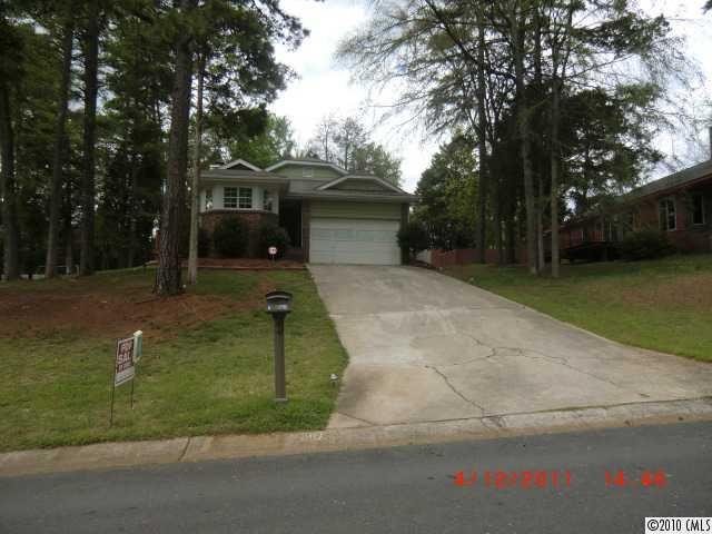 9107 Parkhurst Lane