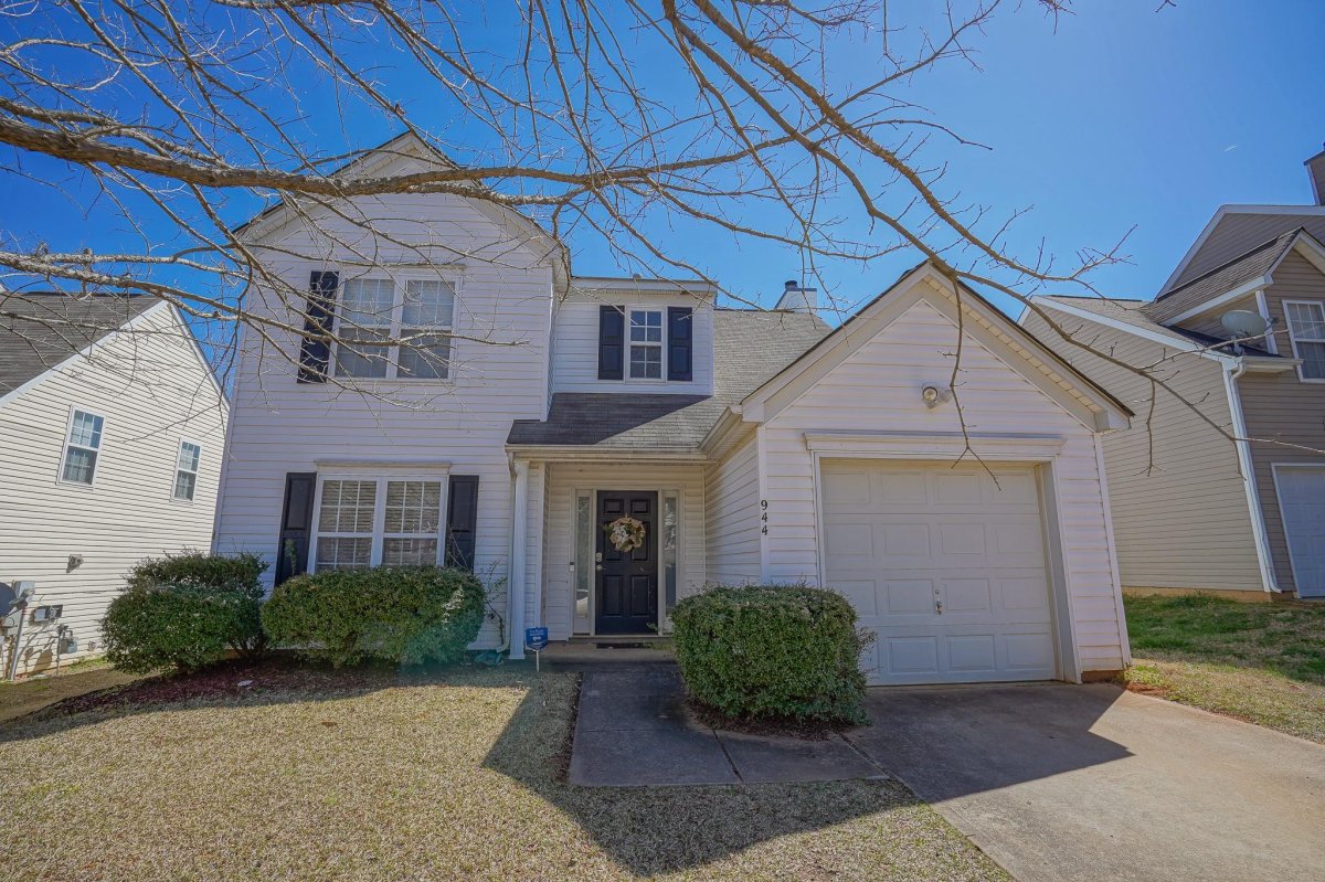 944 Grass Hollow Court