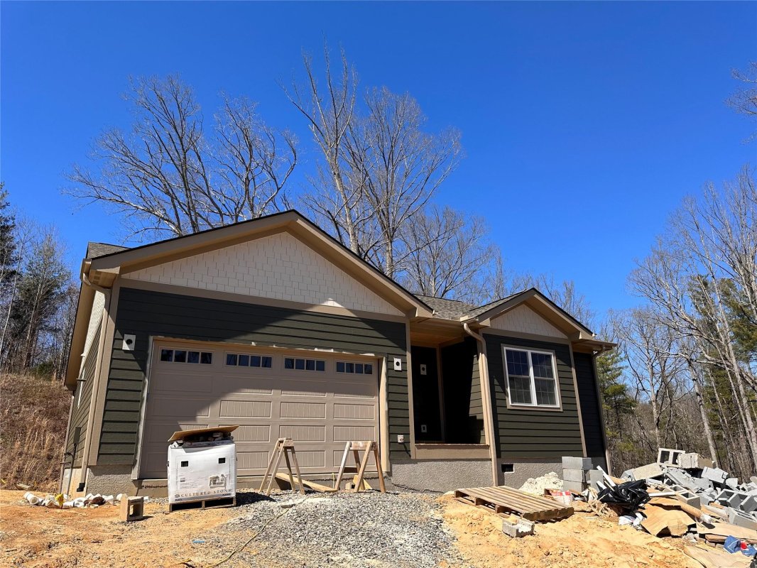 36 Robin Roost Road