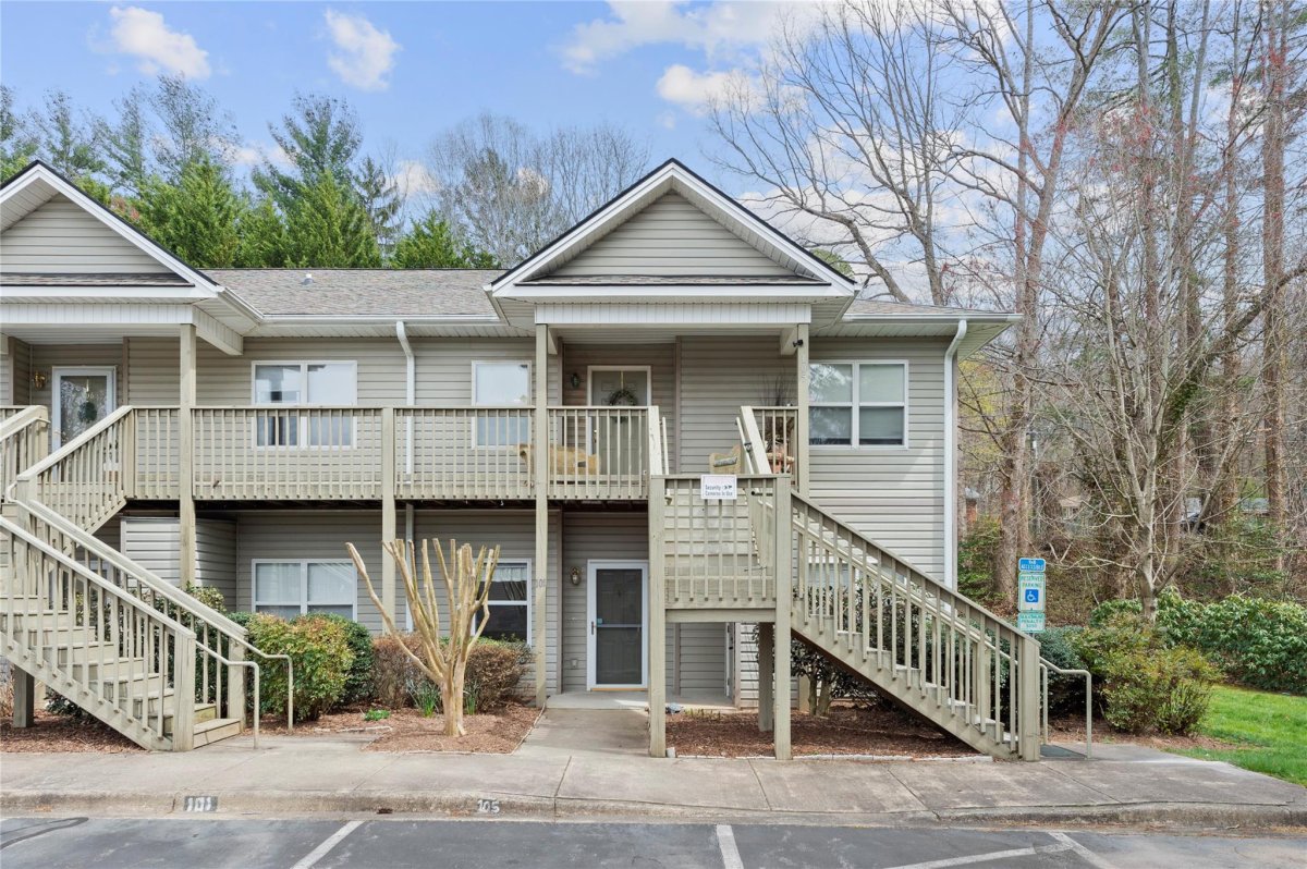 101 Carlyle Way