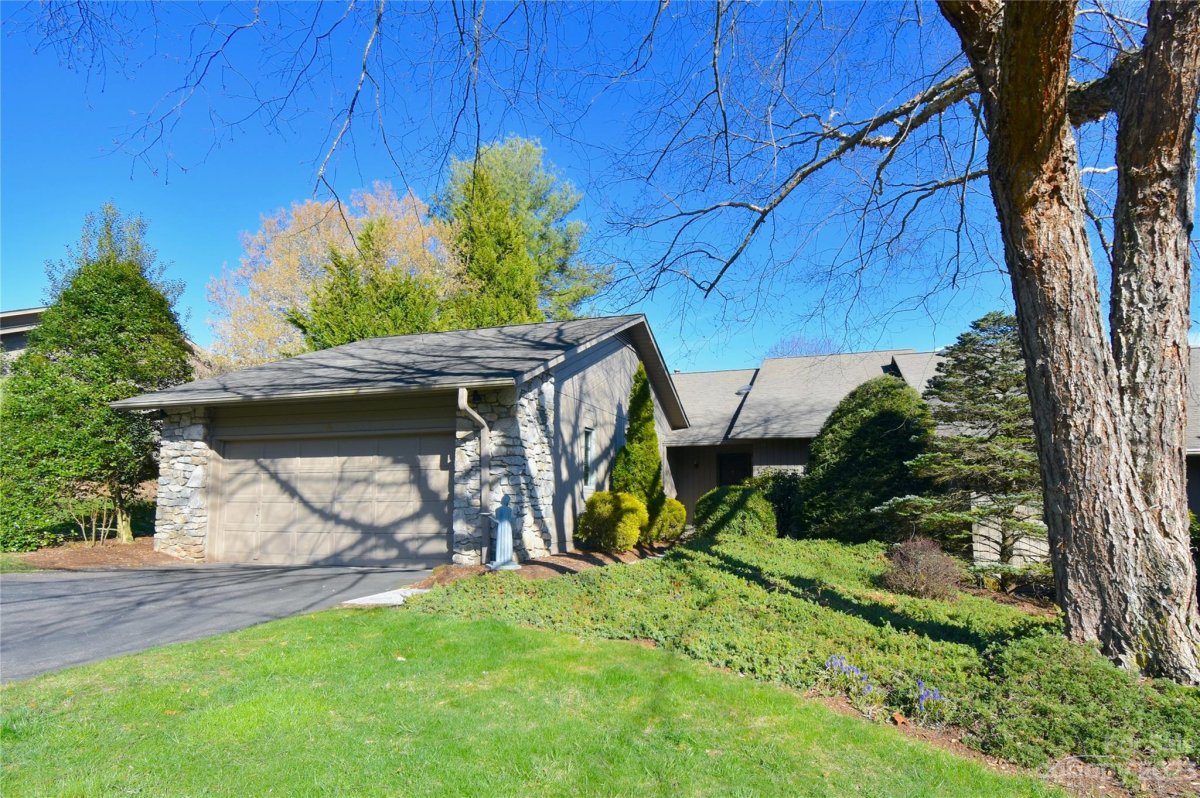 4 Stony Ridge