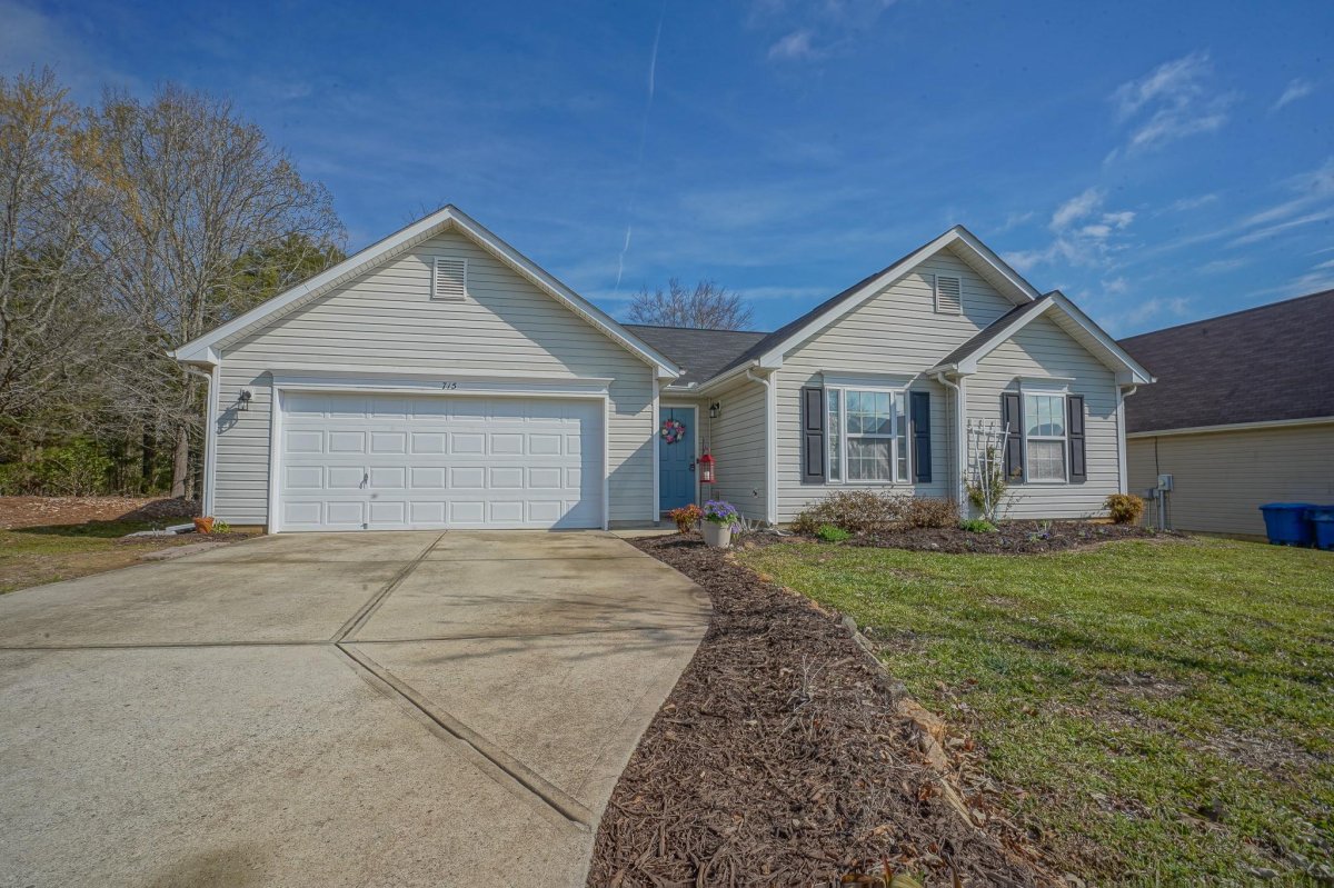 715 Carly Court