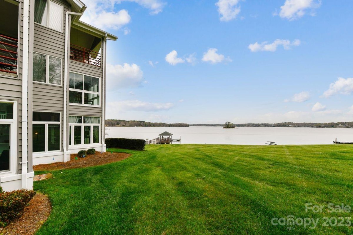 502 Lake Club Drive