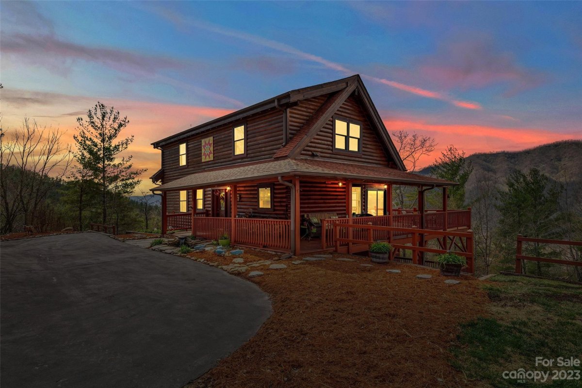 38 Fawn Lane