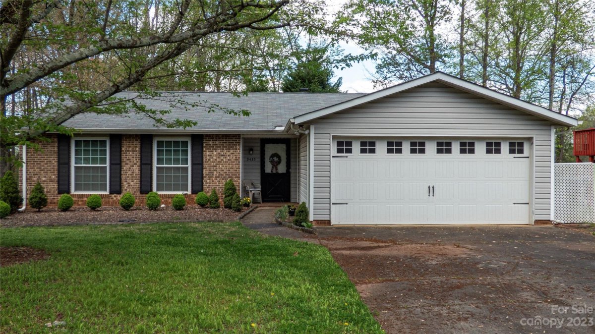 9435 Robert Burns Court