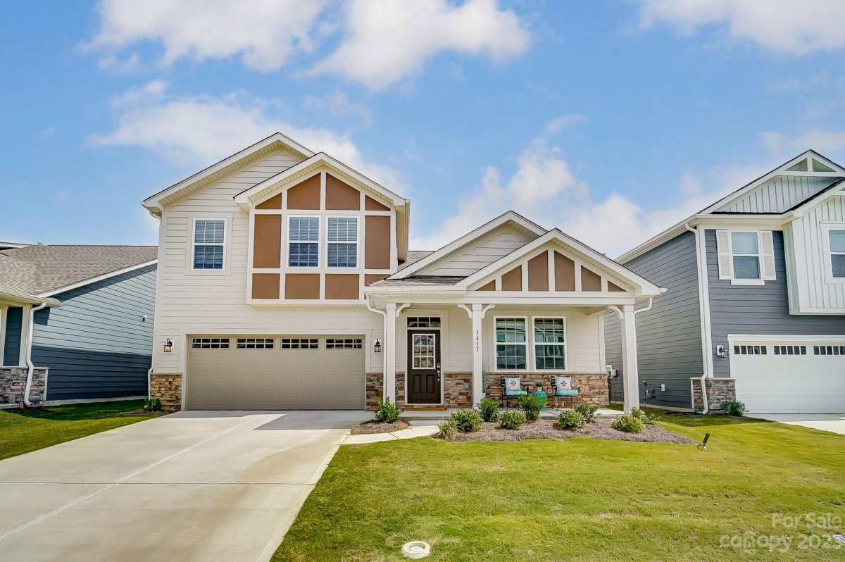 1455 Laggan Lane 60 / Amelia