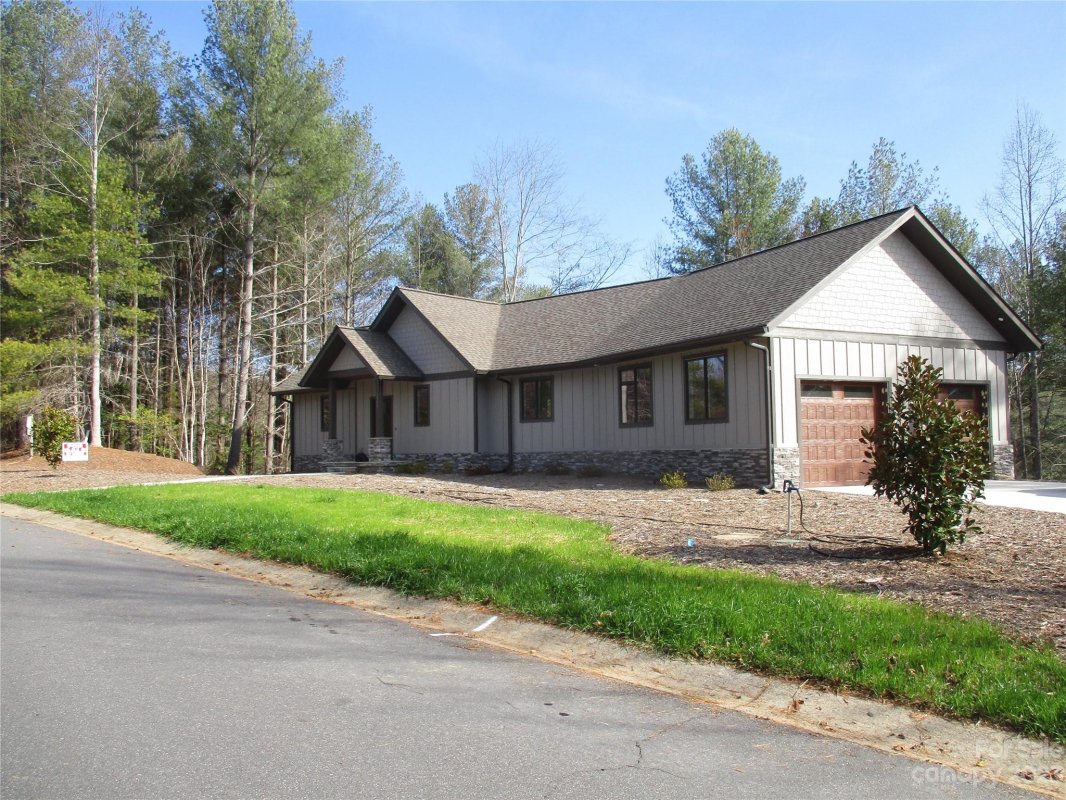 1797 Southpointe Drive