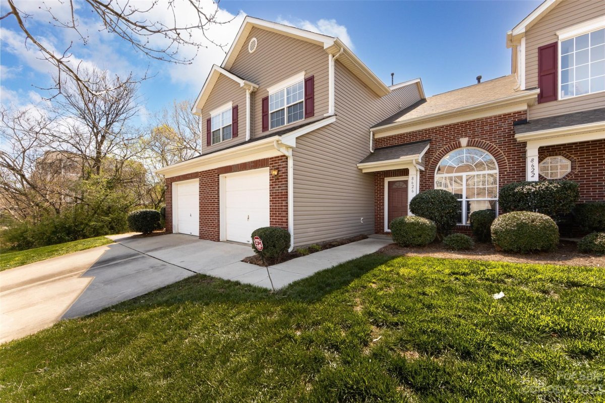 8626 Carolina Lily Lane
