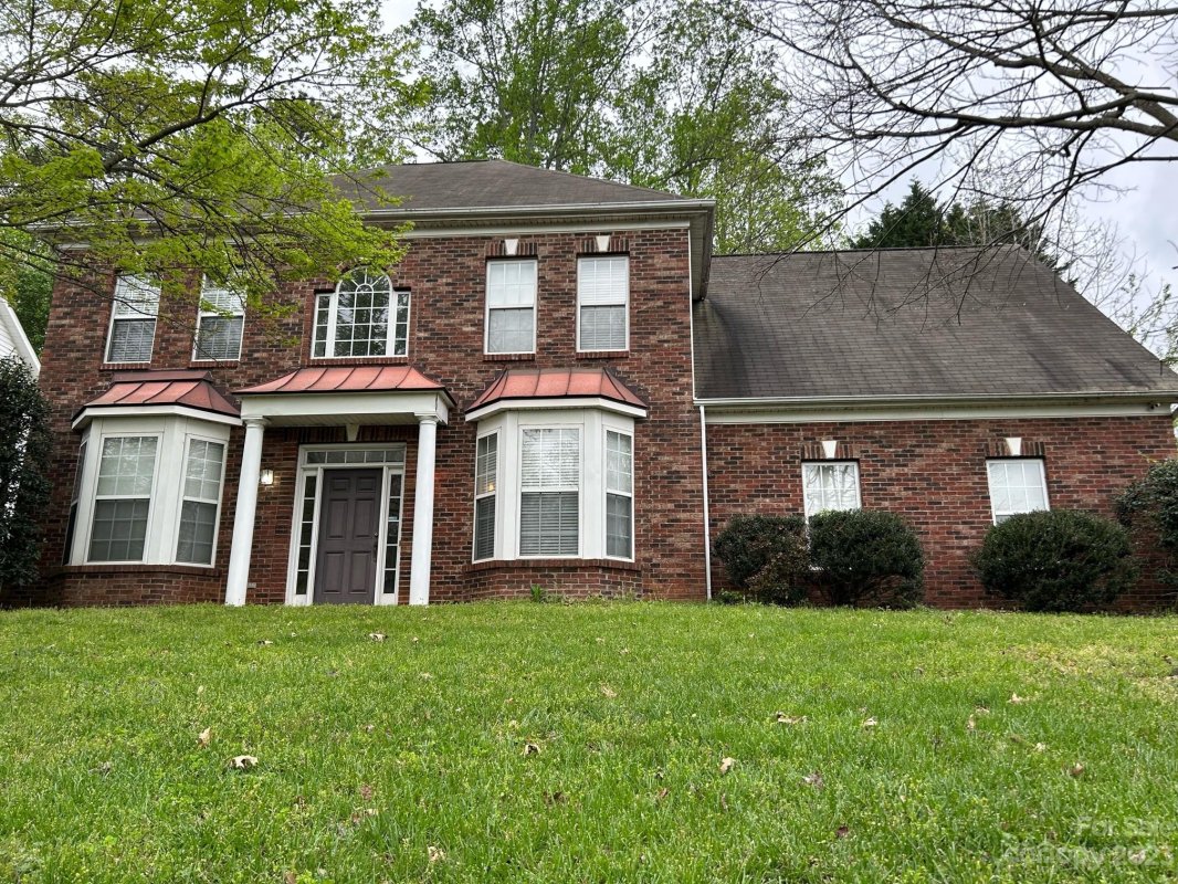 8121 Lockman Lane