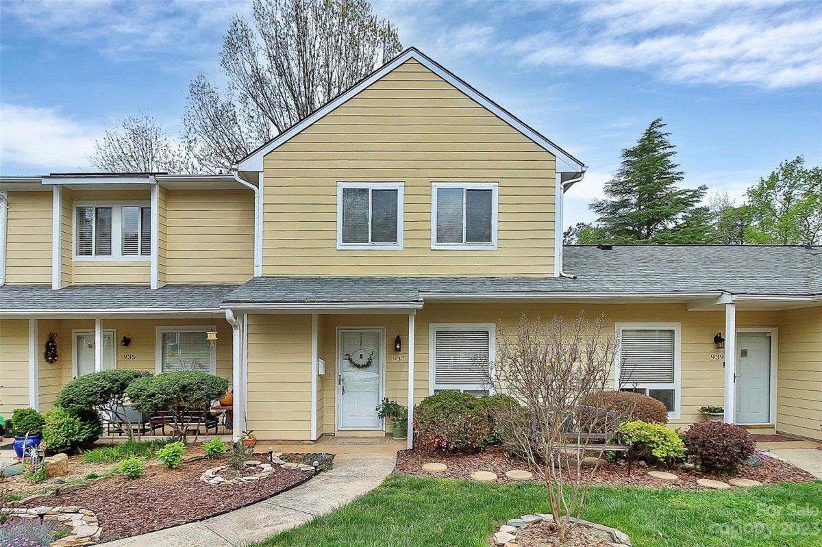 937 Sardis Cove Drive